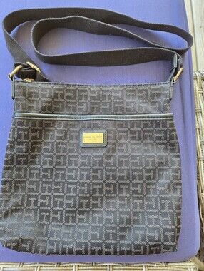 Tommy Hilfiger Crossbody Bag